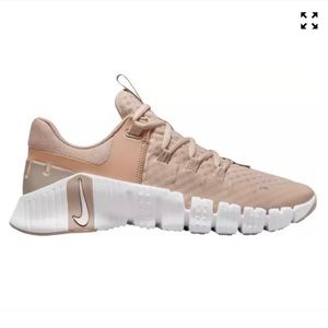 Nike Women's Free Metcon 5 Training Shoes